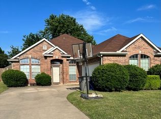 113 Parks Branch Rd, Red Oak, TX 75154