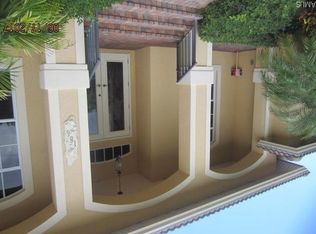 186 Greenbrier St, Marco Island, FL 34145
