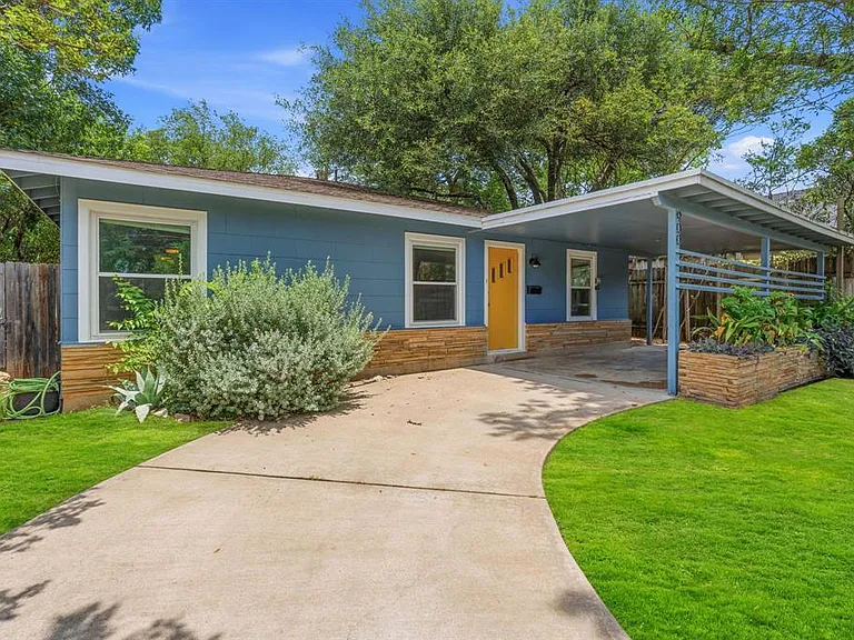 900 Stark St — Photo 22