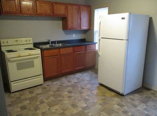 1012 N 9th St APT 2, Terre Haute, IN 47807