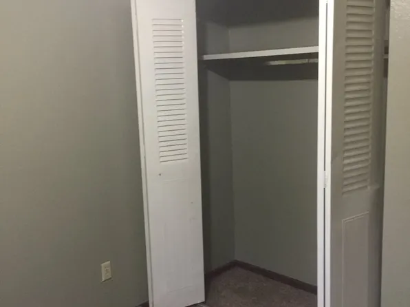 Golf Park Apartments