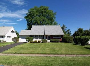 65 Kenwood Dr S, Levittown, PA 19055