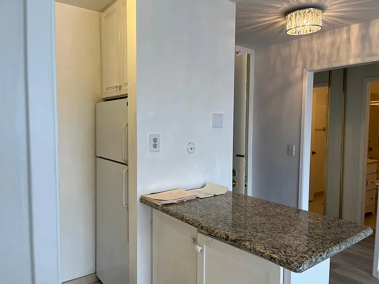 6 Commodore Dr #446 — Photo 5