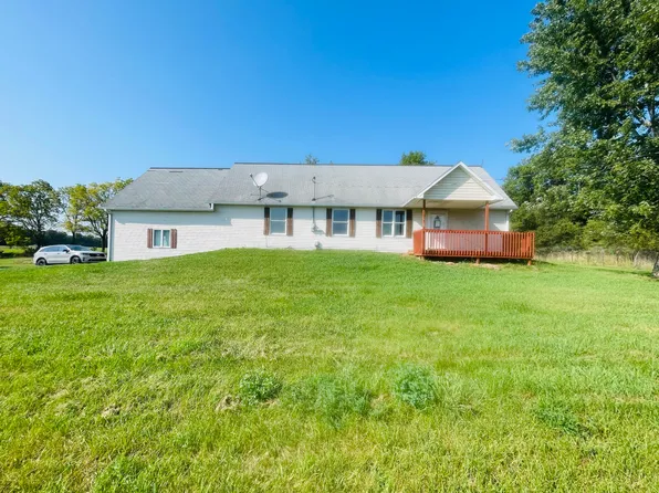 2556 S Hillsdale Rd, Hillsdale, MI 49242