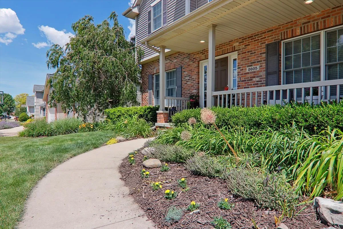 2605 Ark Dr photo 1