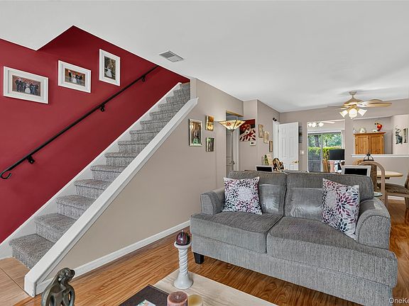 5th image of 34 Buckingham Court
