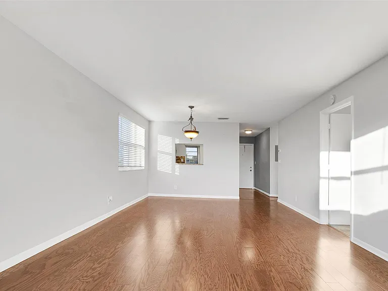 6890 Royal Palm Blvd #312H — Photo 10