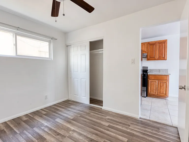15741 Blaine Ave — Photo 31