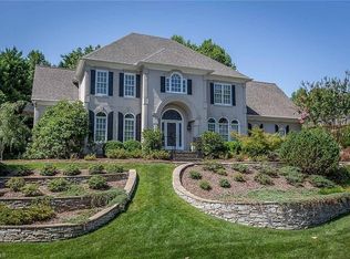 1453 Ridgemere Ln, Winston Salem, NC 27106