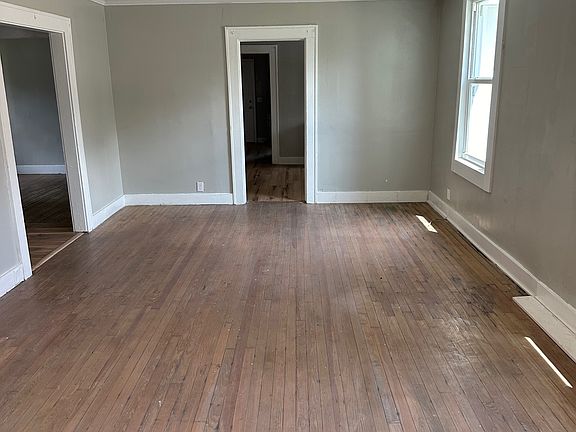 2nd image of 3208 N Atlantic Ave