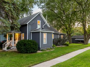 1236 4th St, Nevada, IA 50201