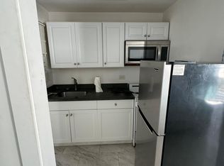 209 Kaiulani Ave APT 35, Honolulu, HI 96815