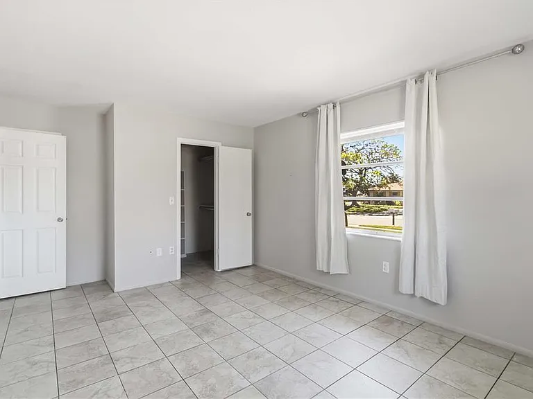 308 Lantana Ave — Photo 17
