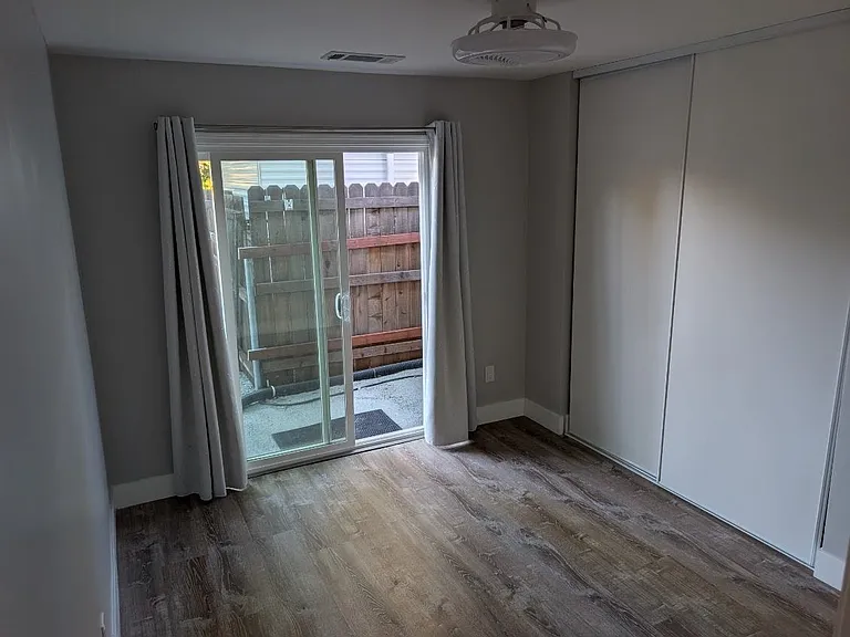 7626 Oak Grove Ave — Photo 13