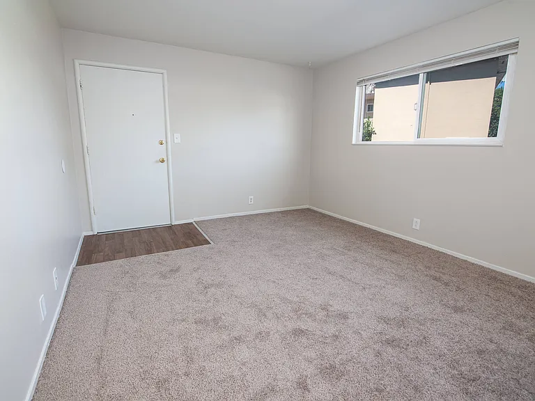 Marlboro Manor Vacant apartment Entry and Living Room
