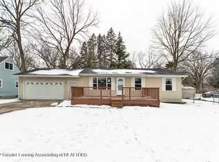 6114 Sommerset Rd, Lansing, MI 48911