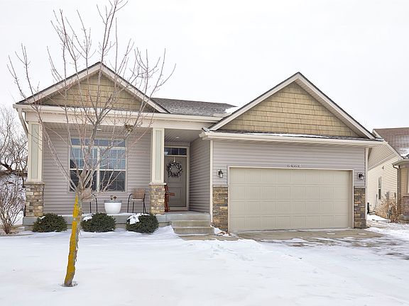 2nd image of 8984 Greenway Dr