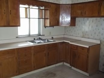 3rd image of 1197 Lola St