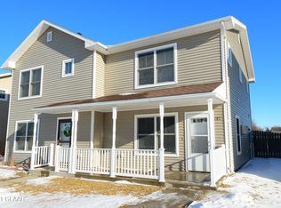 787 Promenade Ct, Grand Forks, ND 58203