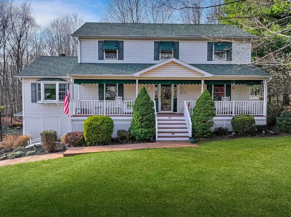 27 Edward Place, Monroe, NY 10950