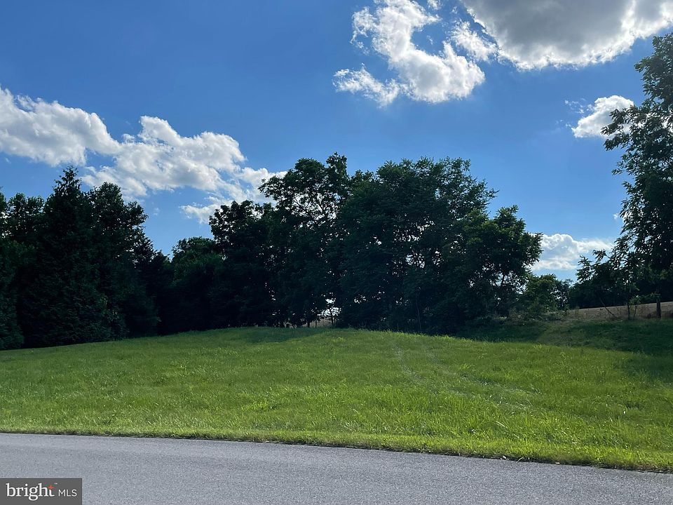 2nd image of 10612 Avonlea Hills Ct