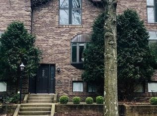 10088 Mansion Dr, Gibsonia, PA