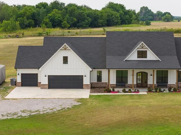 3432 SE 32nd St, Newcastle, OK 73065