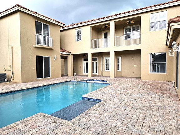 4th image of 6635 Houlton Circle