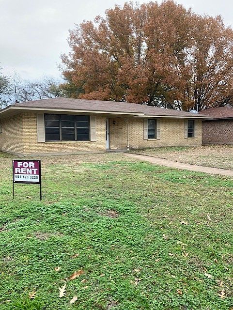 1st image of 328 Enfield Cir