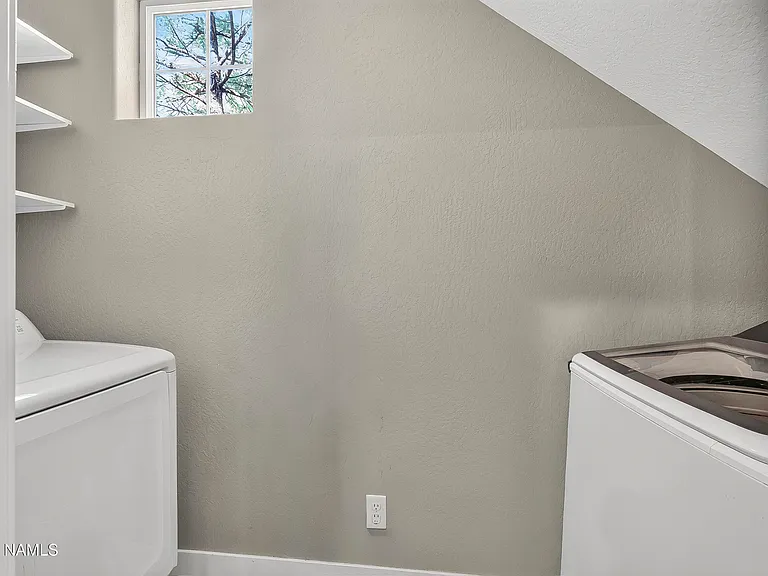 2561 W Cripple Creek Dr — Photo 25
