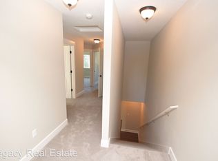 3758 Pleasant View Dr NE, Keizer, OR 97303