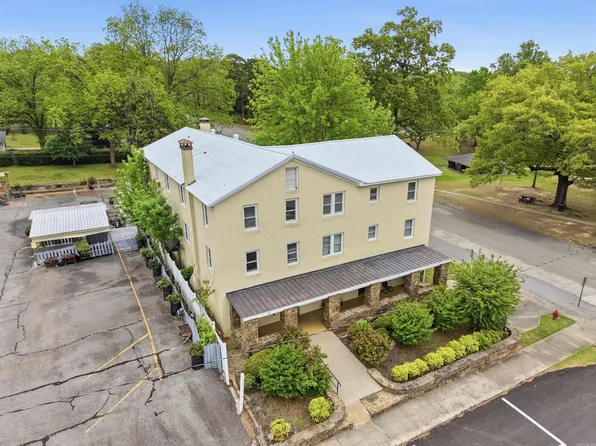 122 E Main St #C, Heber Springs, AR 72543