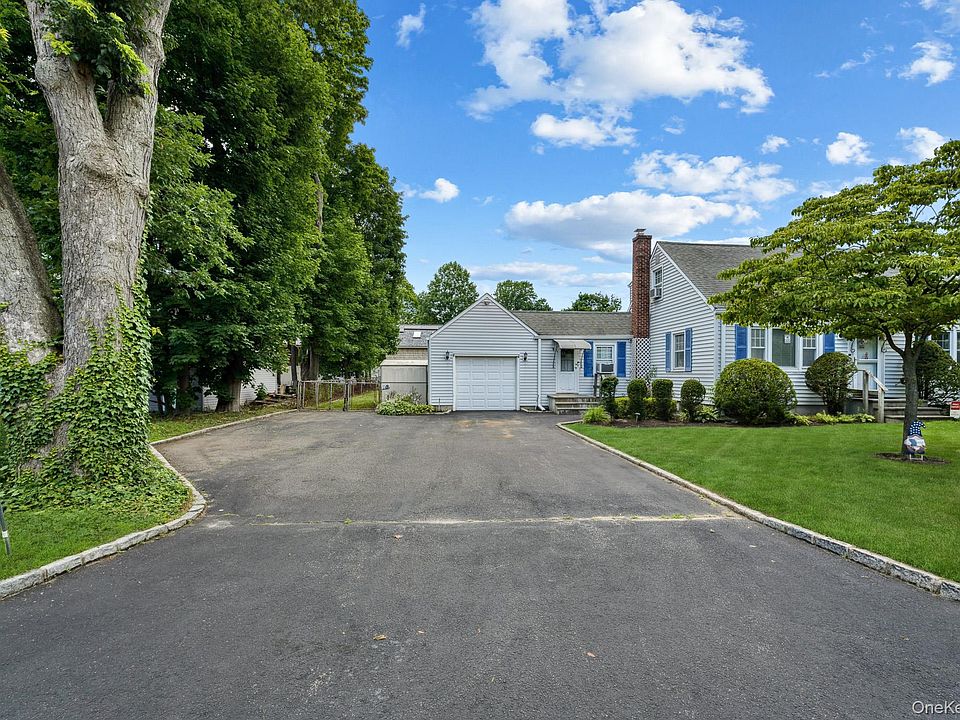 1st image of 1547 Walt Whitman Road