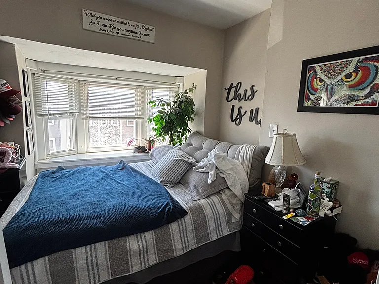 352 E 8th St #3 — Photo 5