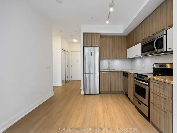 56 Annie Craig Dr #302, Toronto, ON M8V 0C8