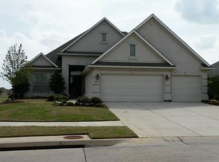 9401 Grandview Dr, Denton, TX 76207