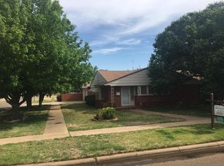 2206 W 12th St, Plainview, TX 79072