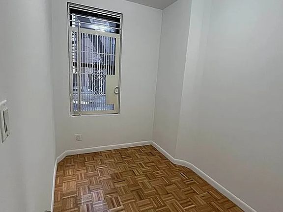 4th image of 365 Broome St APT 3