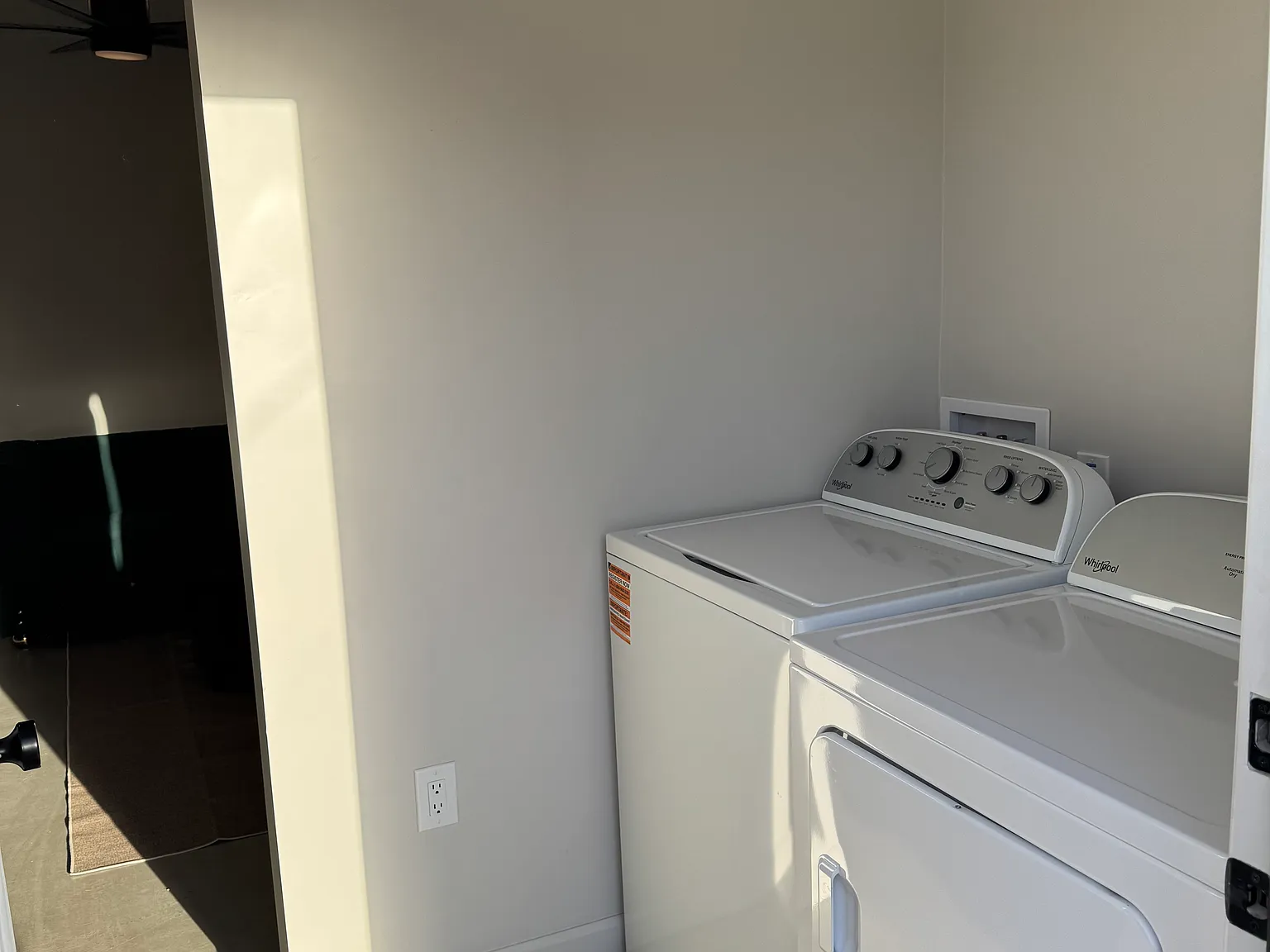 2234 N Edgemere St — Photo 3