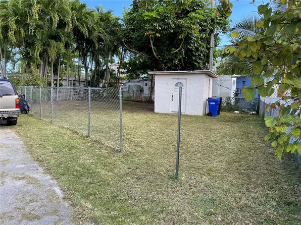 2244 NE 136th St, North Miami Beach, FL 33181
