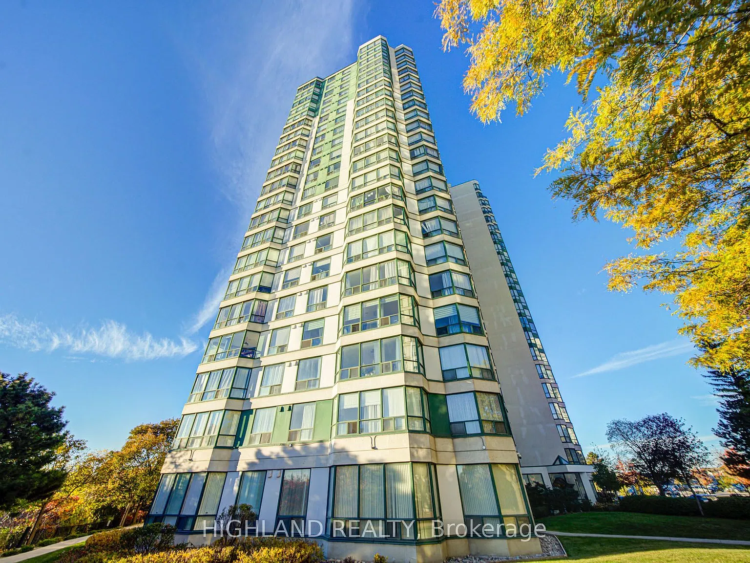 3 bed, $2,700 — Photo 1