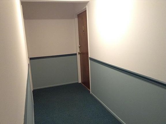 3rd image of 1122 N Dale Ave APT 1I
