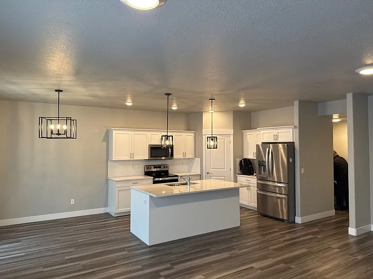 1834 S 1230 W — Photo 5