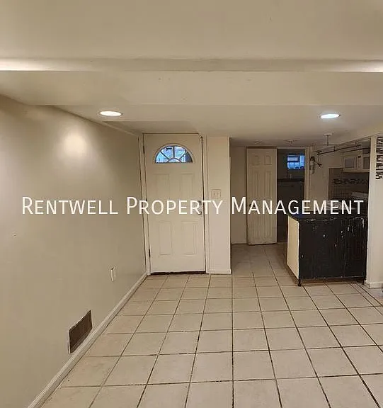 114 N Cedar Ln — Photo 21