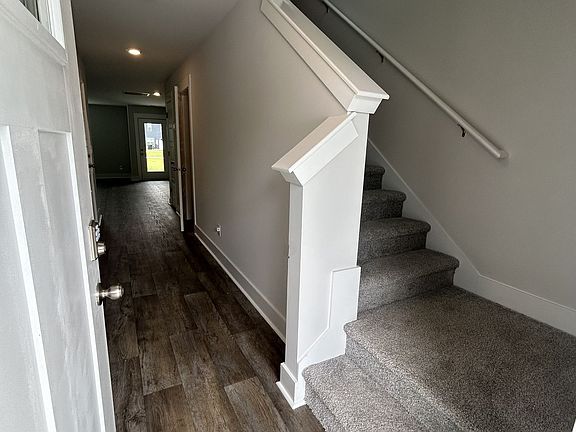 2nd image of 5784 Harebell Rd