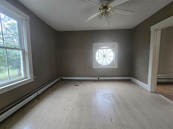 2nd image of 9 Academy Ln #1