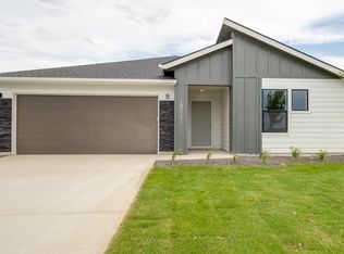 19342 Schooner Ave, Caldwell, ID 83605