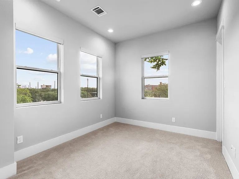 1621 Wheeler St #E — Photo 19