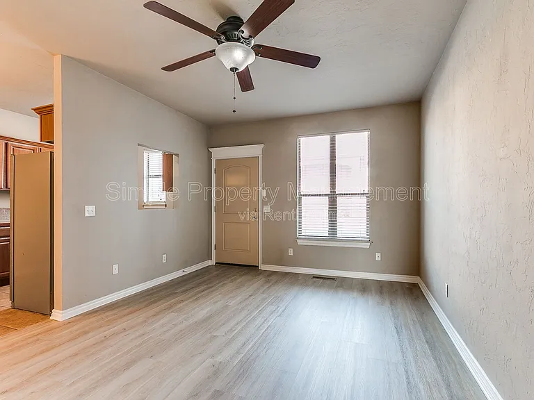 1812 Alameda St #113 — Photo 3
