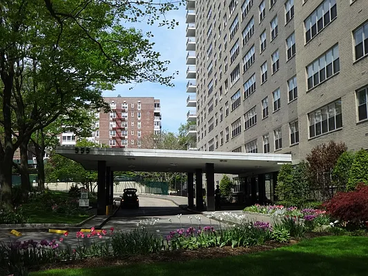 Sold by Corcoran | media 23